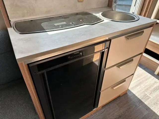 KNAUS SPORT 400 LK 